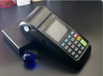 Pos機手續費由誰承擔？